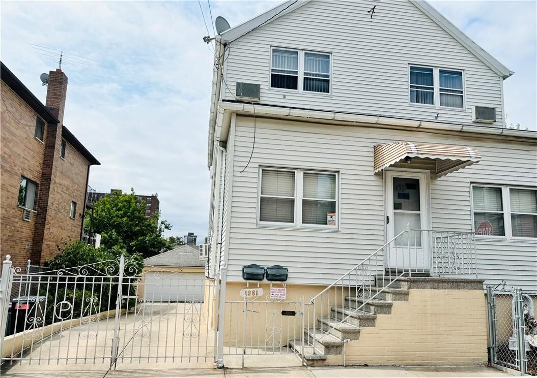 Property Photo: 1981 Pilgrim Avenue NY 10461