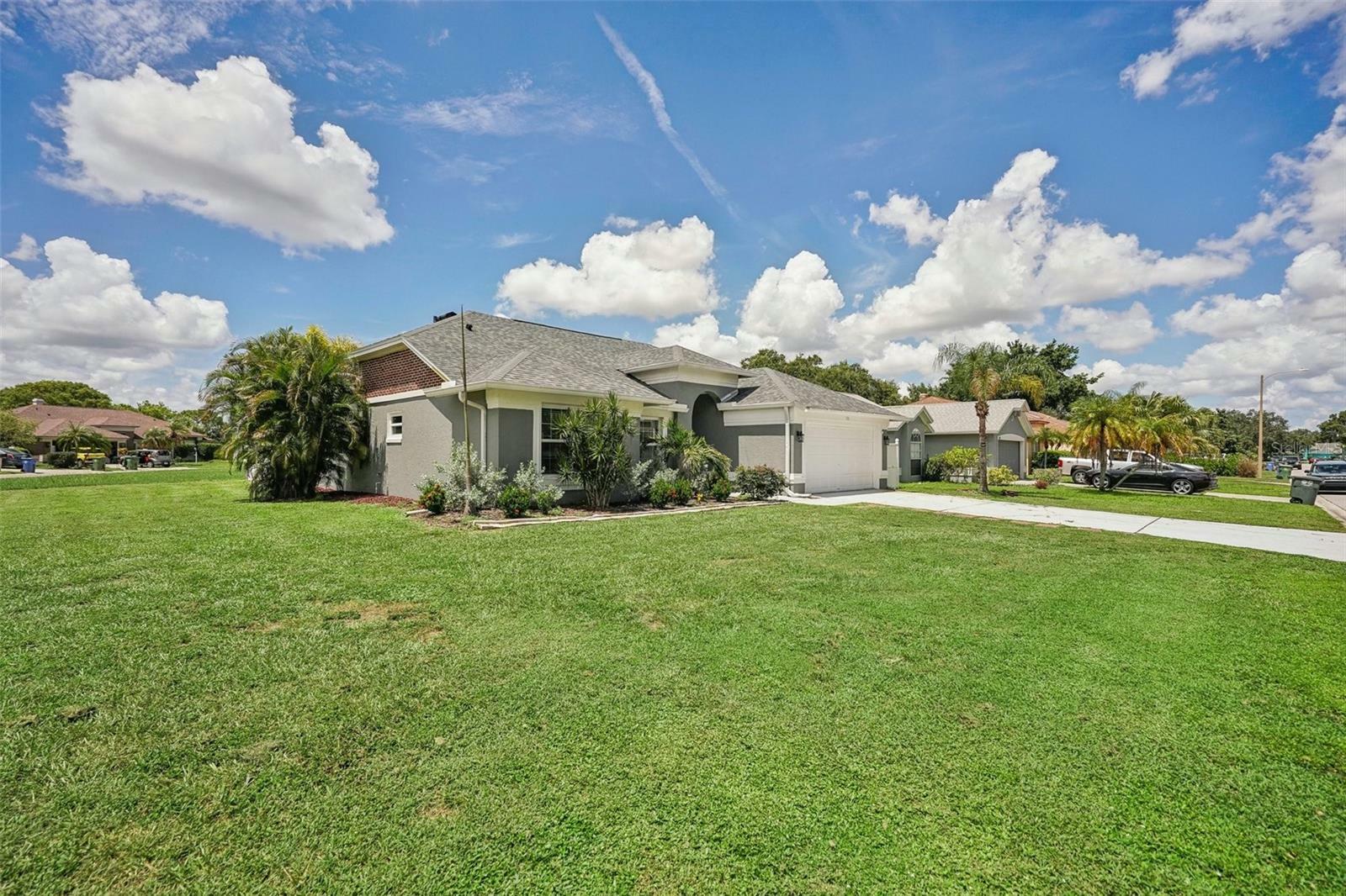 Property Photo:  716 46th Street E  FL 34208 