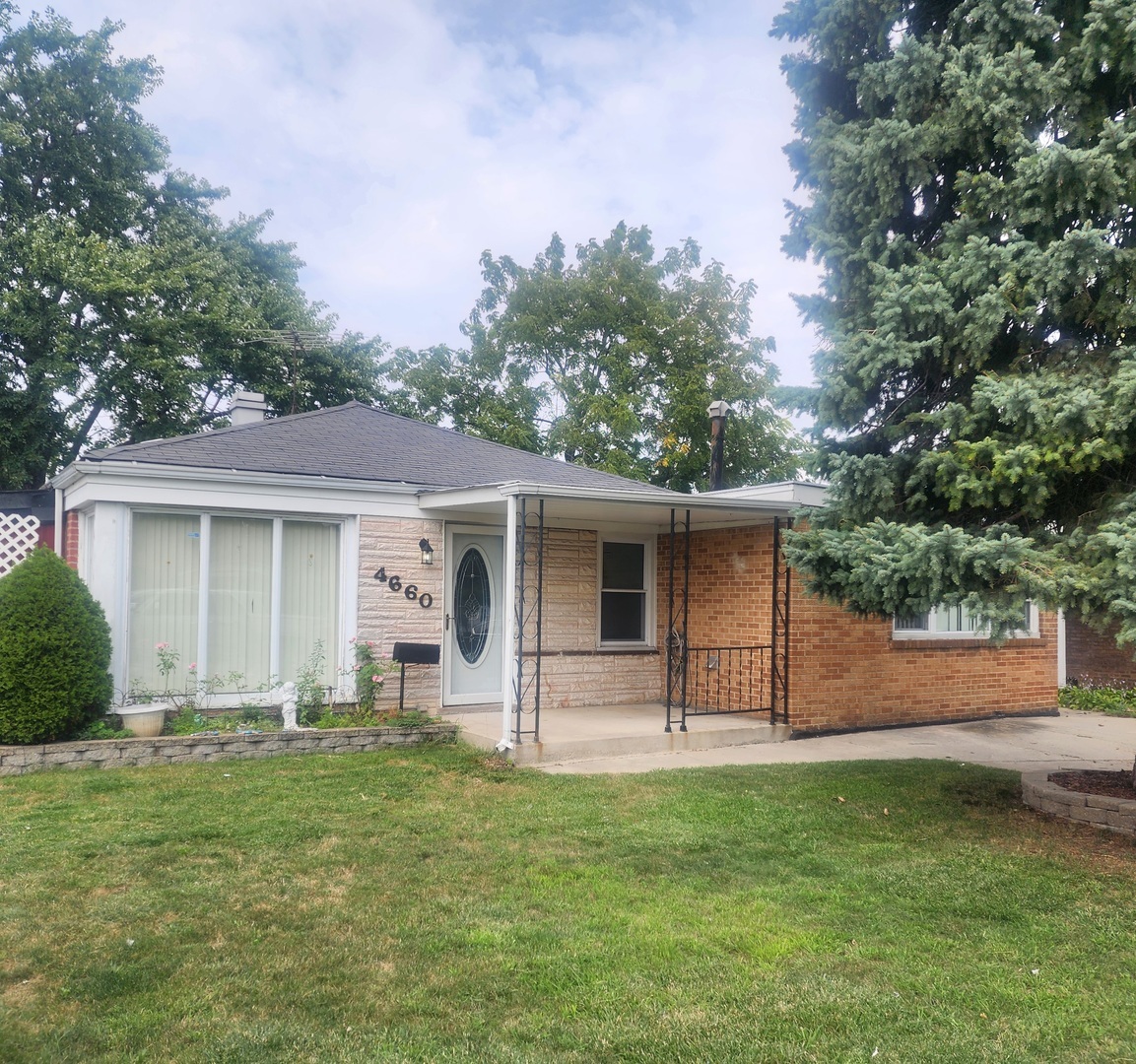 Property Photo:  4660 W 83rd Street  IL 60652 