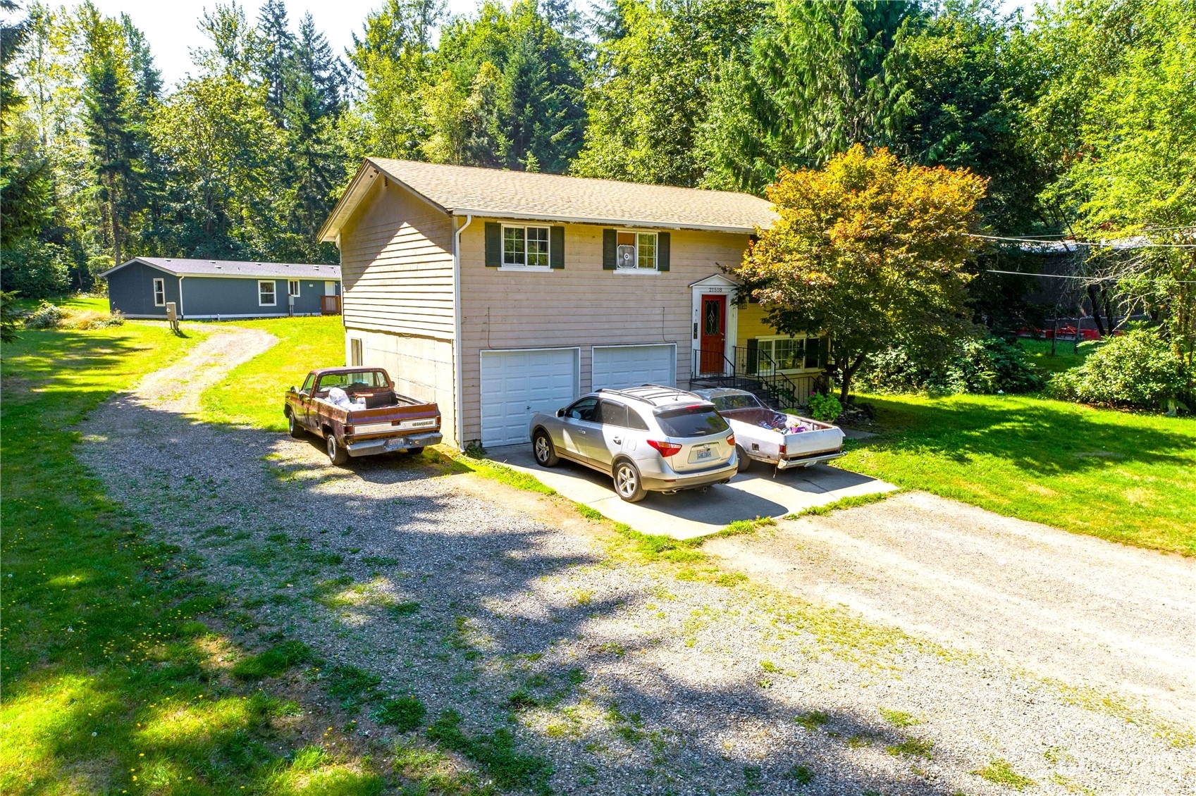 Property Photo:  21520 123rd Street E  WA 98391 