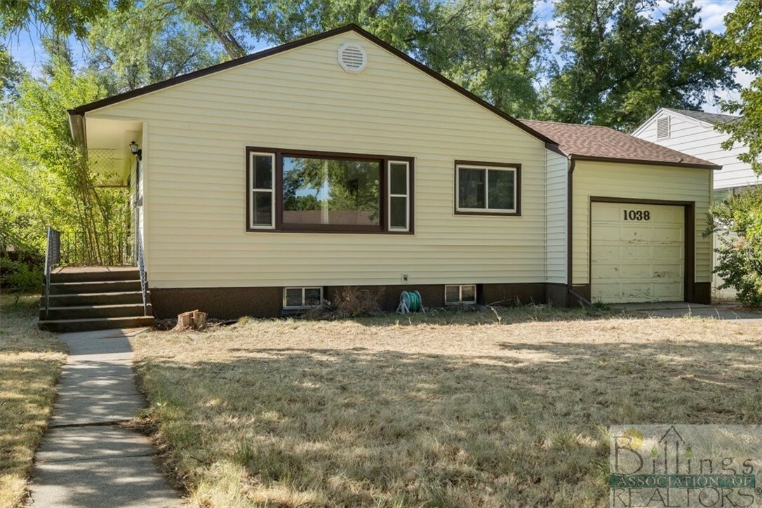 Property Photo:  1038 Avenue F  MT 59102 