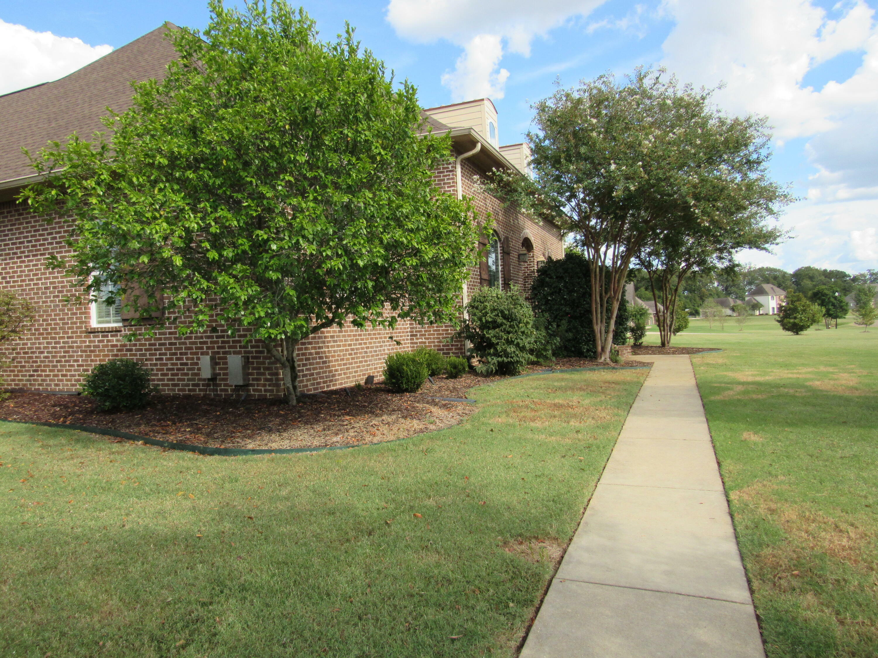 Property Photo:  986 Prairie Waters Dr  MS 39701 