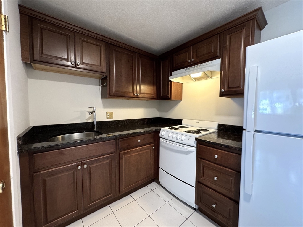 Property Photo: 580 Salem Street 3 MA 01880