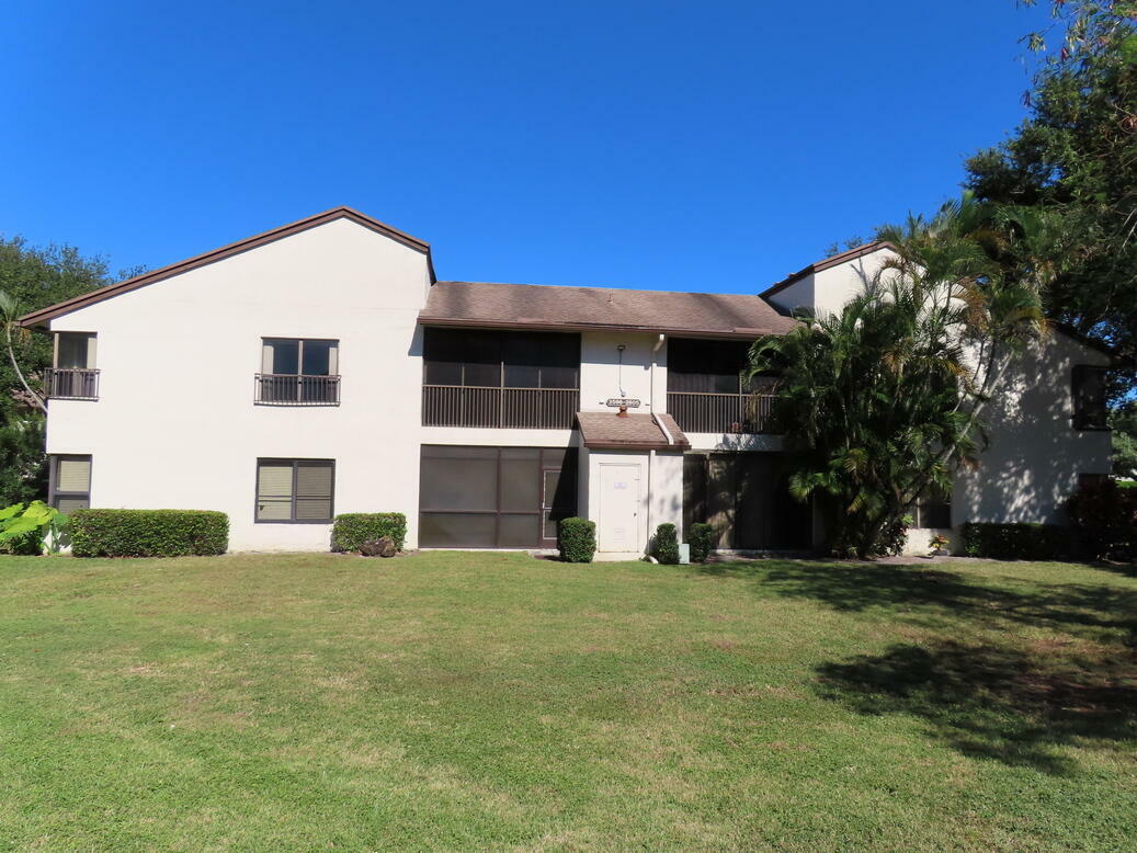 Property Photo:  2602 N Carambola Circle 1889  FL 33066 