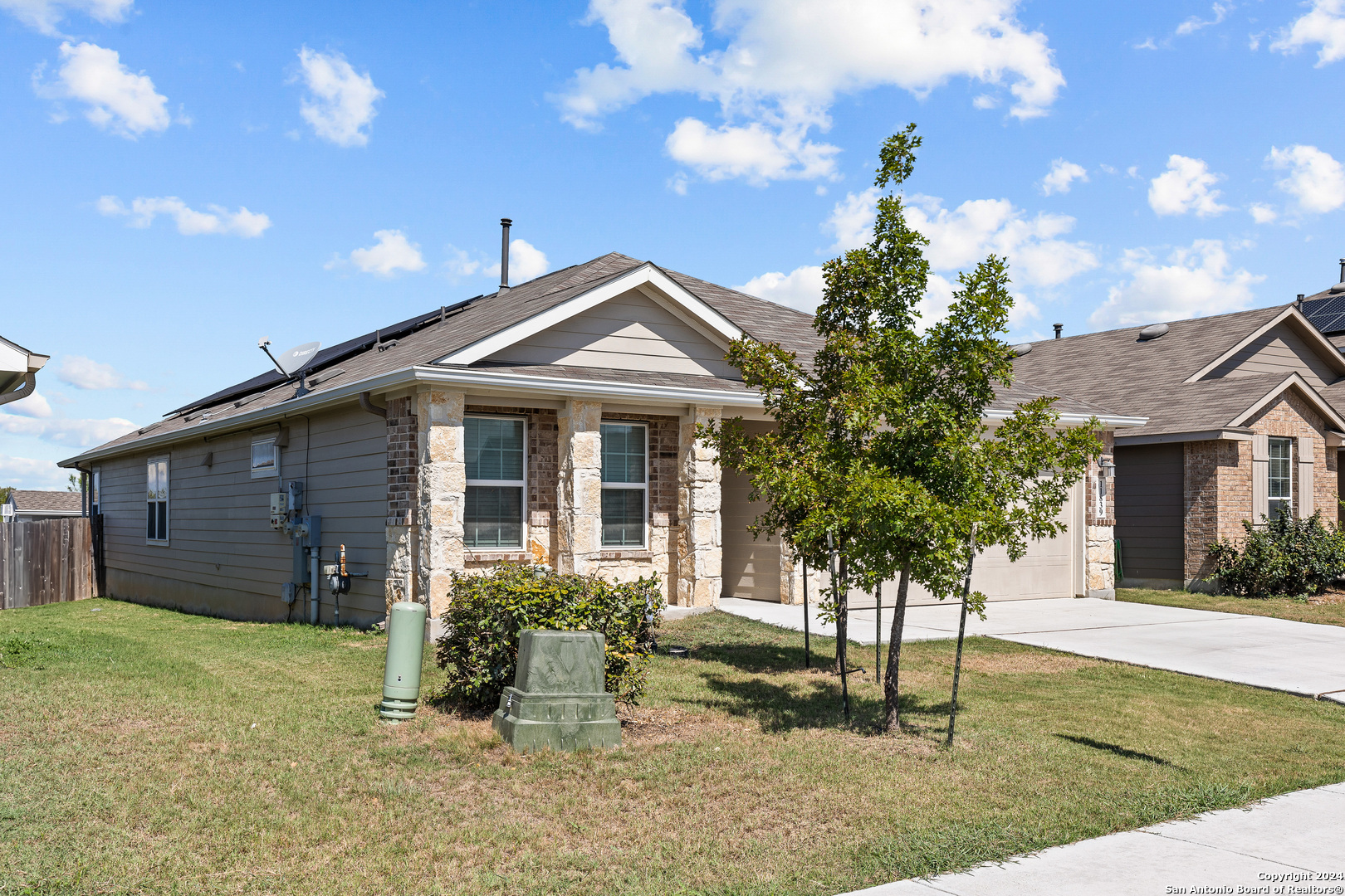 Property Photo:  11839 Pelican Pass  TX 78221 