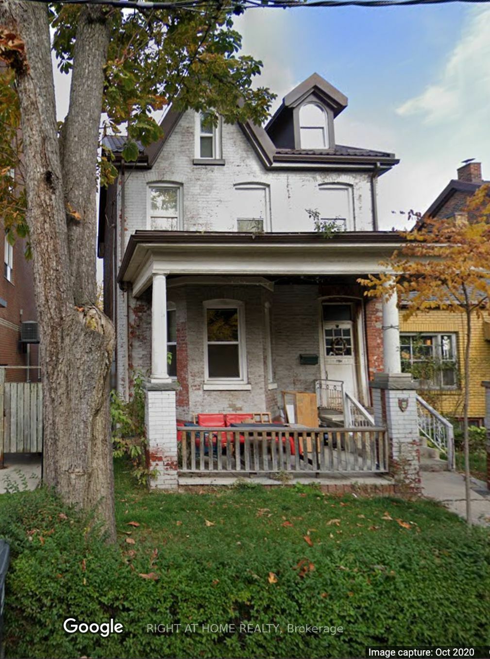 28 D'Arcy Street  Toronto ON M5T 1J7 photo