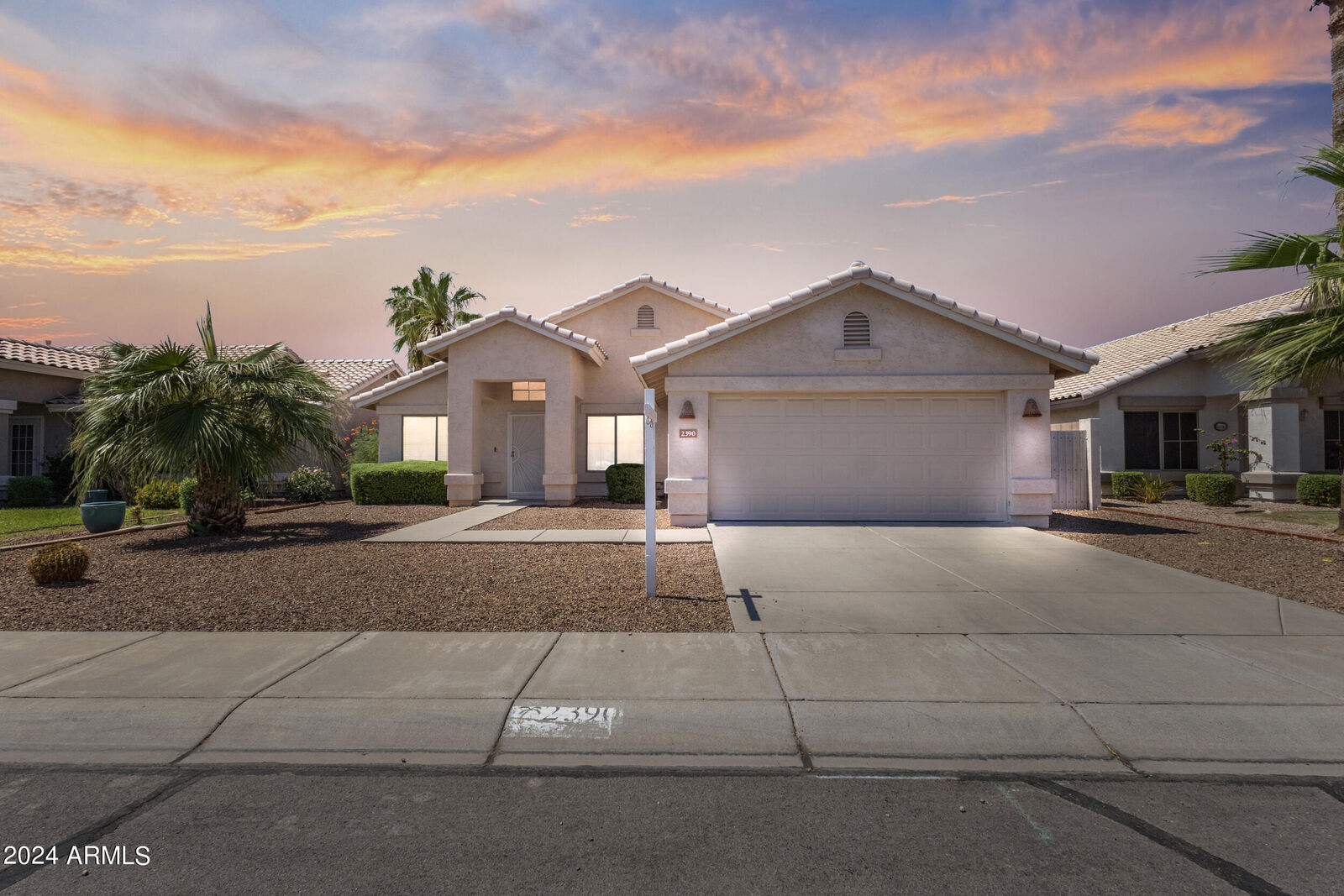 Property Photo: 2390 S Walnut Drive AZ 85286