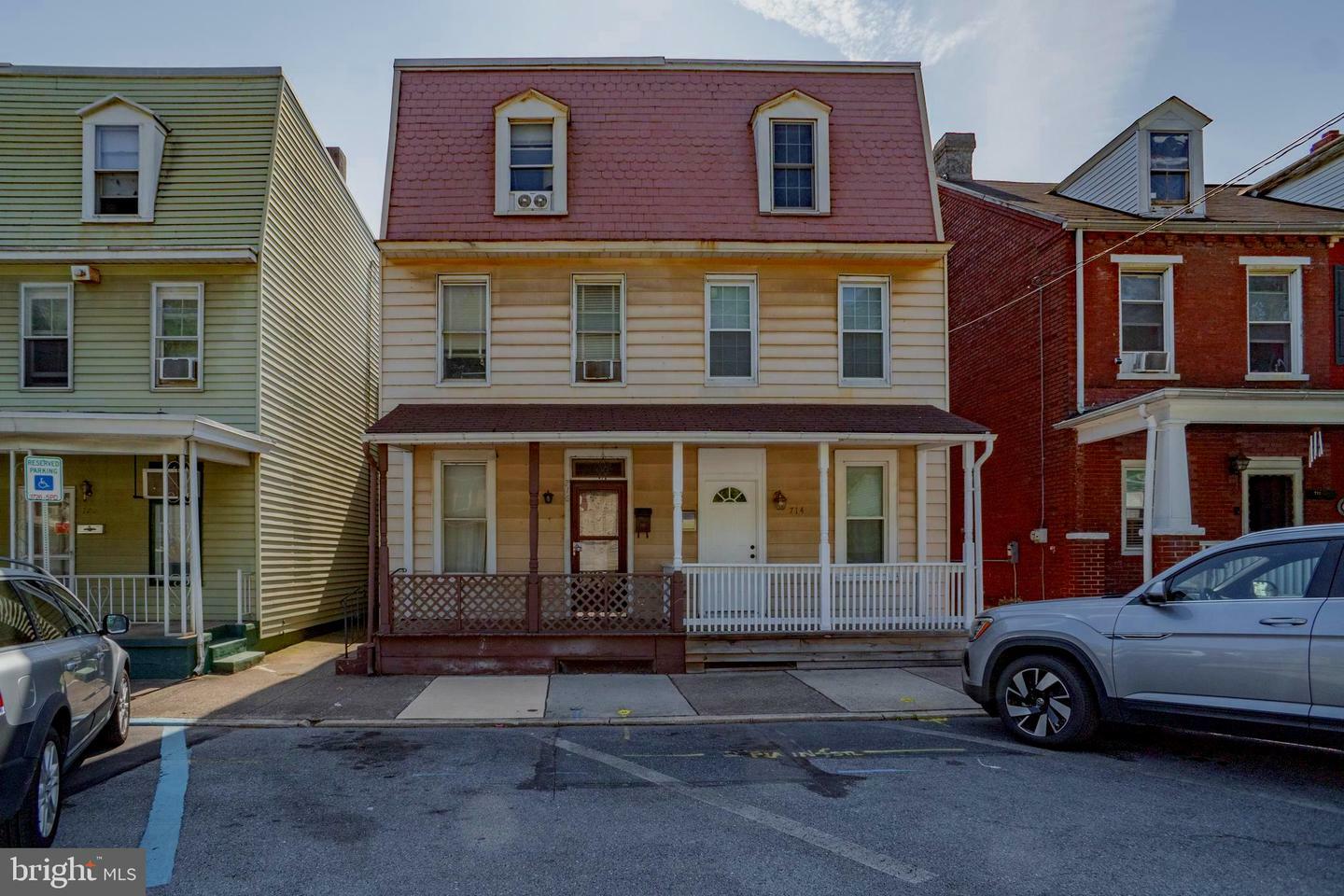 Property Photo:  714 S 2nd Street  PA 17113 