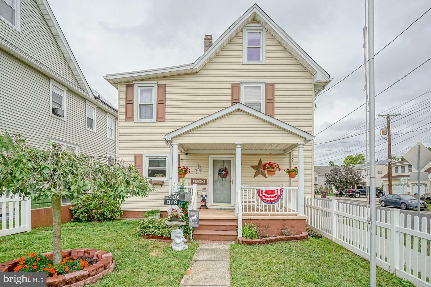 Property Photo:  318 Madison Street  NJ 08075 