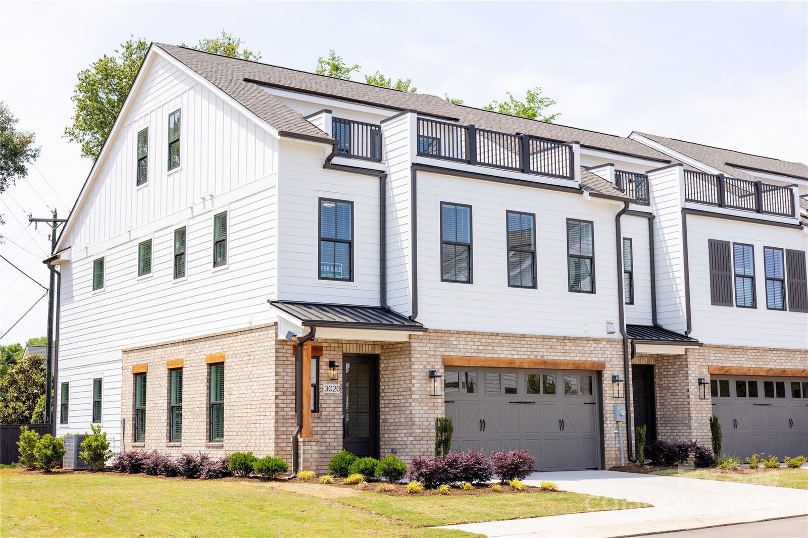 Property Photo: 3020 Endhaven Terraces Lane 10 NC 28277