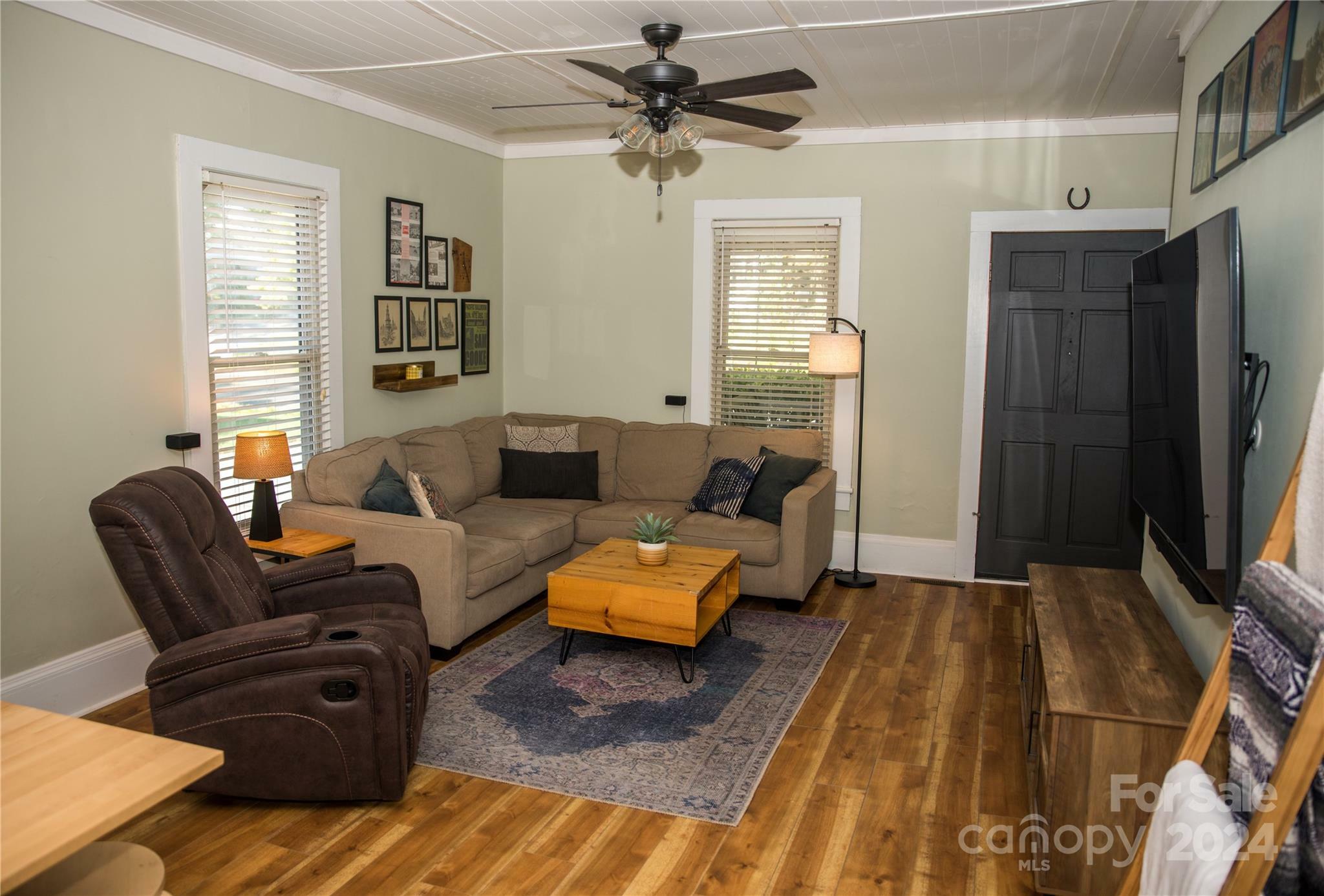 Property Photo:  815 W A Street  NC 28081 