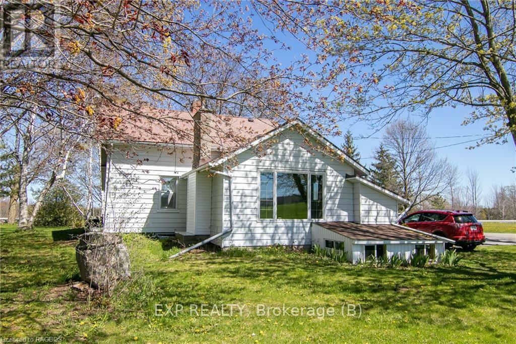 Photo de la propriété:  138268 Grey Road 112  ON N4L 1W5 