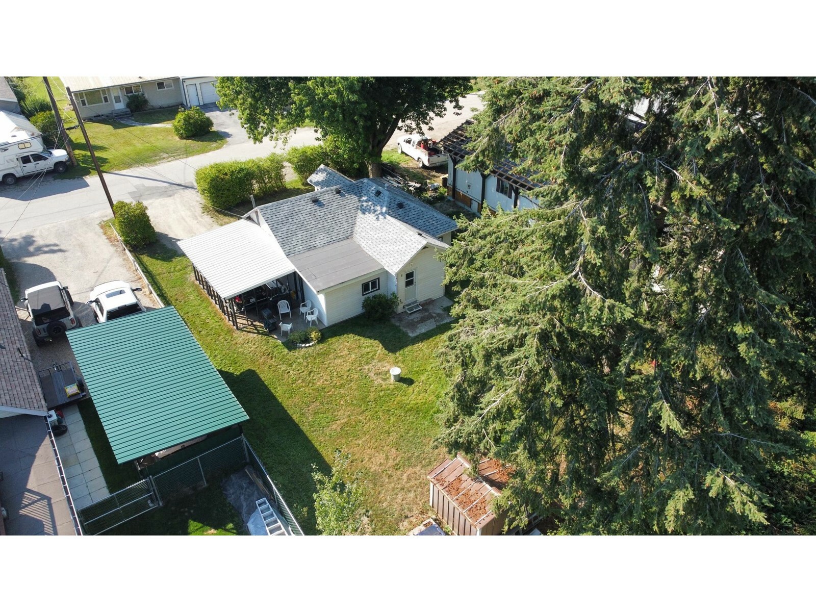 Property Photo:  1107 Columbia Heights  BC V0G 1X0 