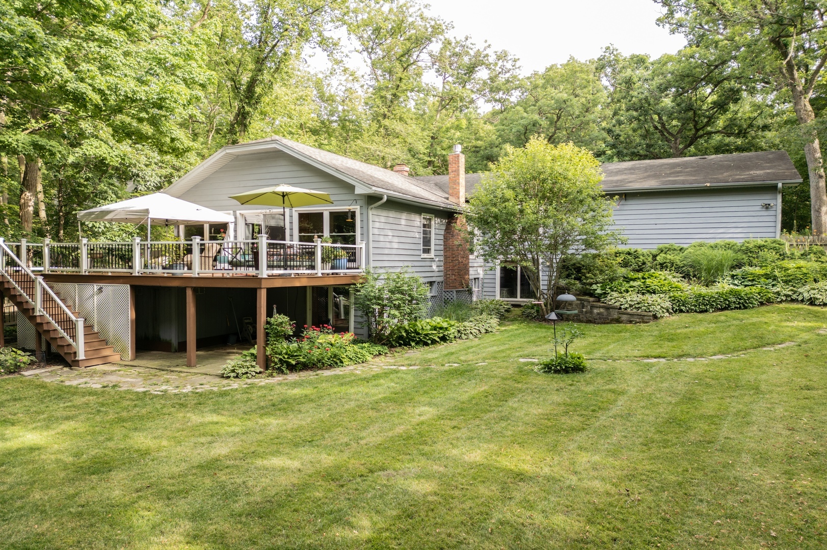 Property Photo:  21368 W Sylvan Drive S  IL 60060 