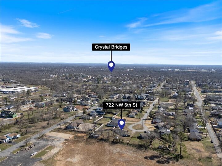 Property Photo:  722 NW 6th Street  AR 72712 