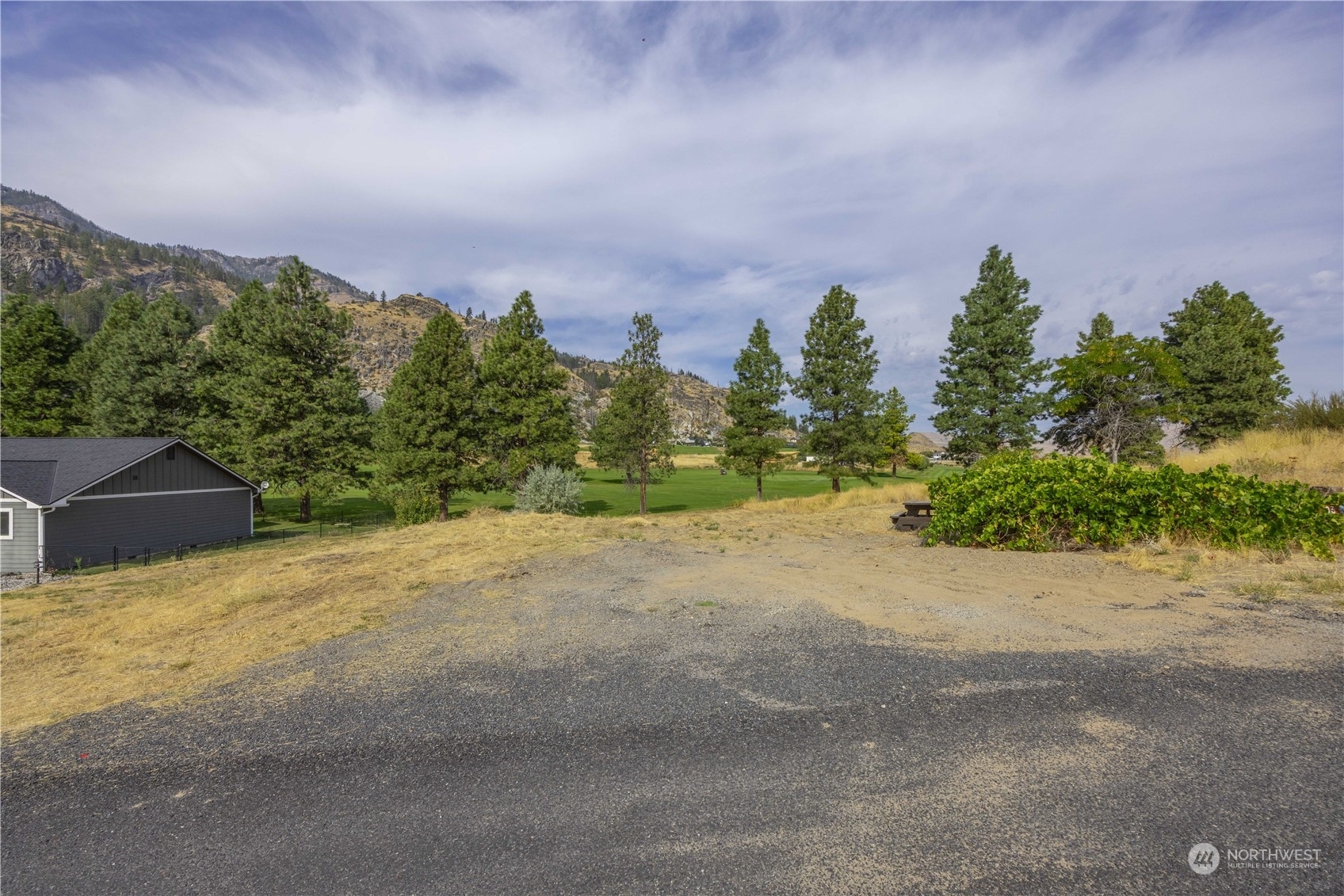 Property Photo:  103 Golf Course Dr.  WA 98846 