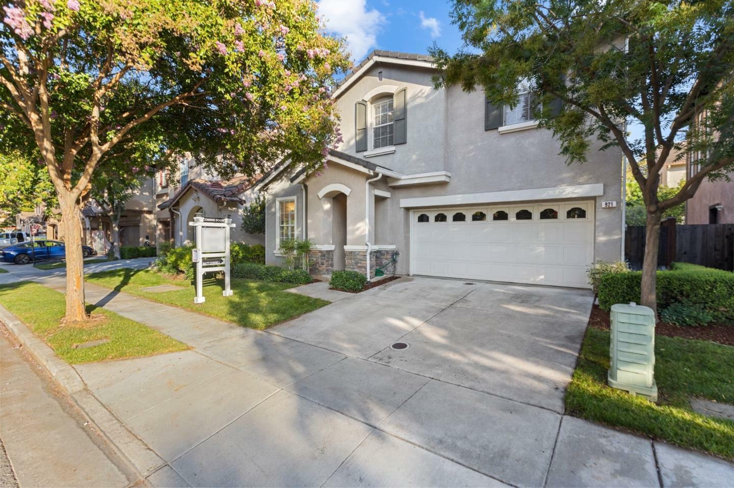 921 Sunbonnet Loop  San Jose CA 95125 photo