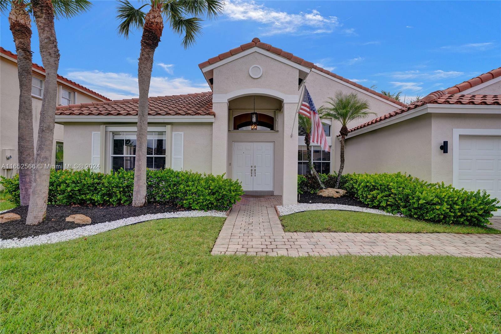 Property Photo:  1568 SW 191st Ave  FL 33029 