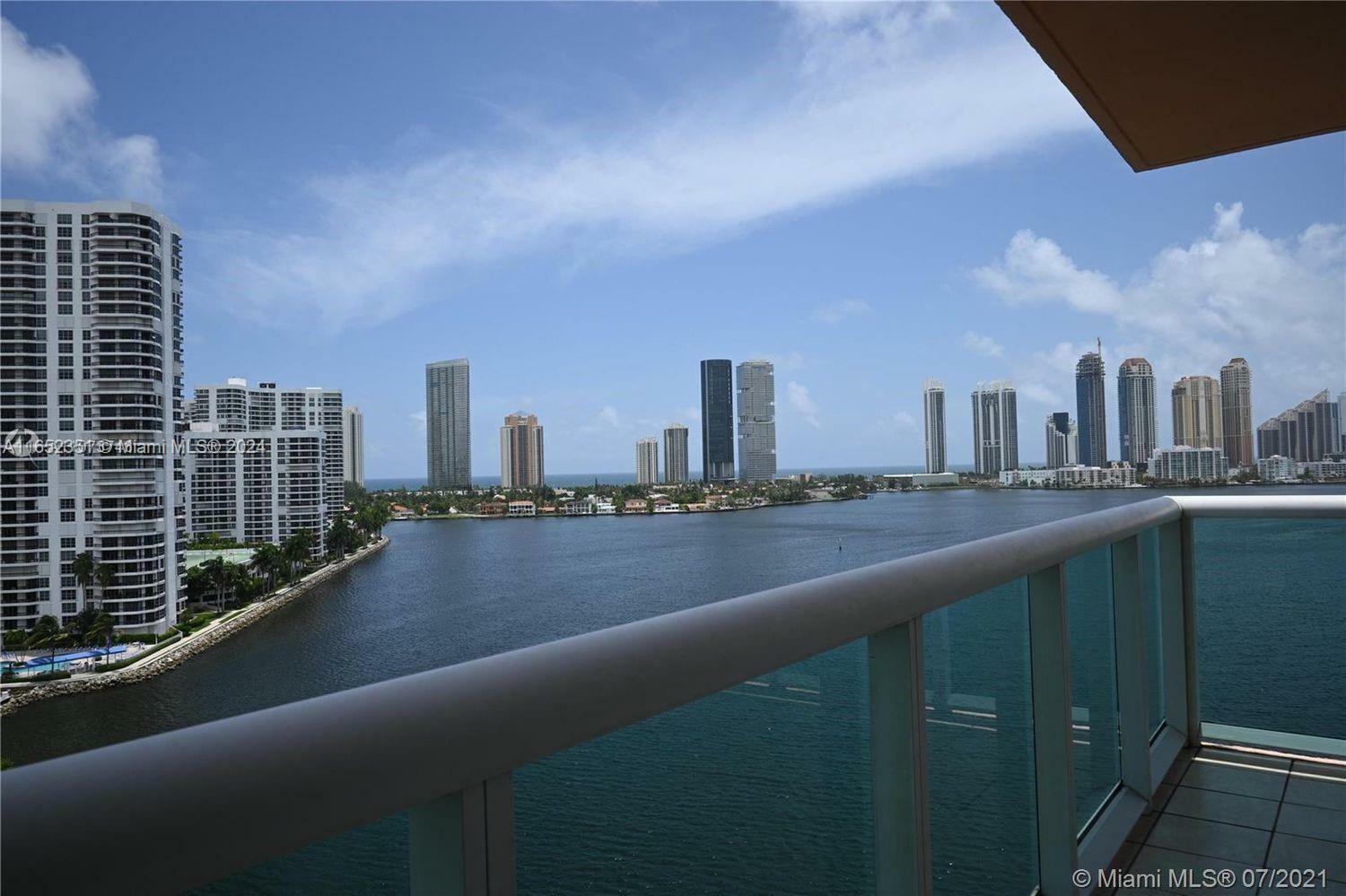 Property Photo:  3370 Hidden Bay Dr 1203  FL 33180 