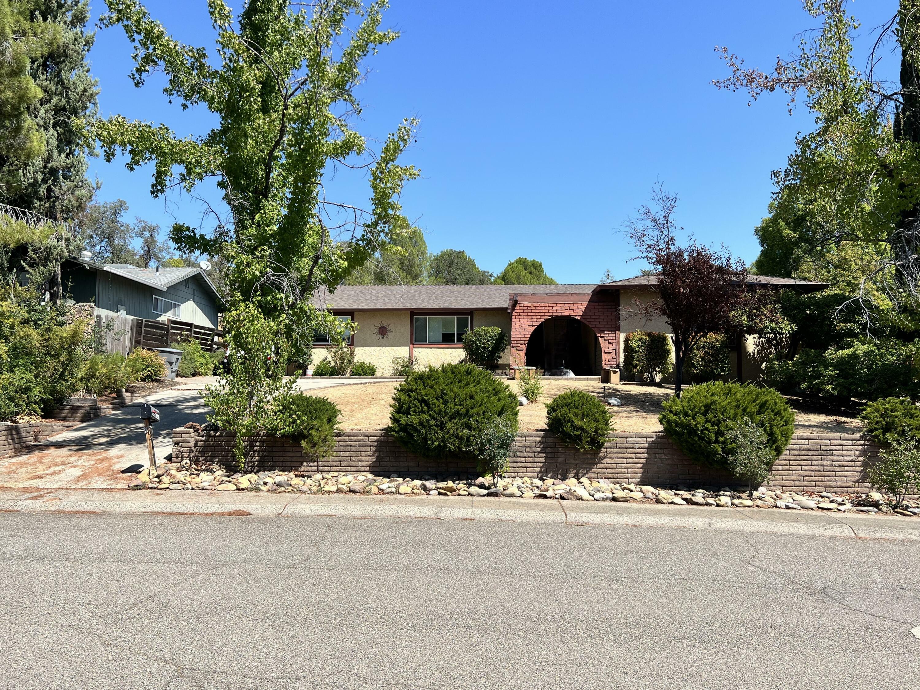 Property Photo:  3843 Oro Street  CA 96001 