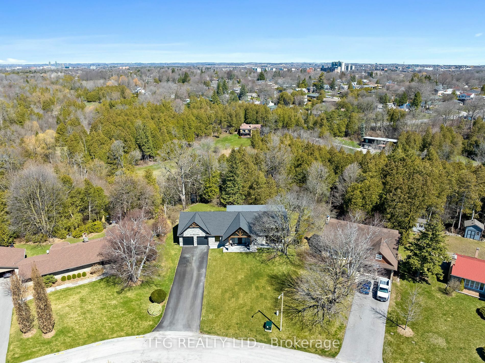 Property Photo:  191 Woodlea Cres  ON L1J 3J2 