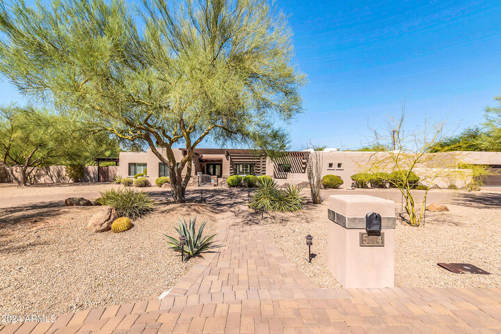 Property Photo:  5314 N 41st Place  AZ 85018 