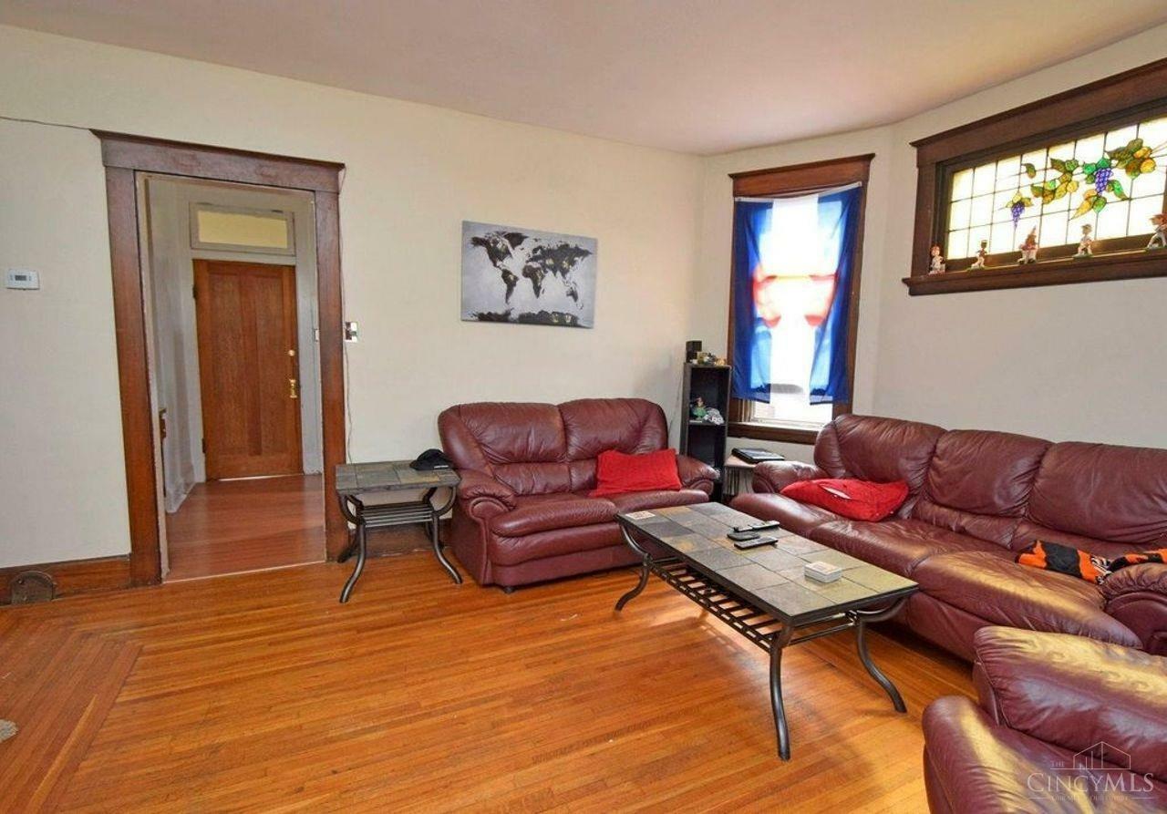 Property Photo:  2917 Madison Road  OH 45209 