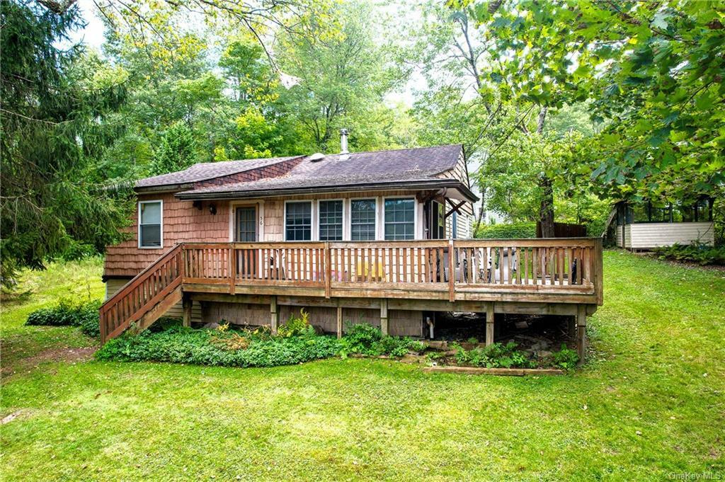 Property Photo:  56 Redwood Lane  NY 12783 