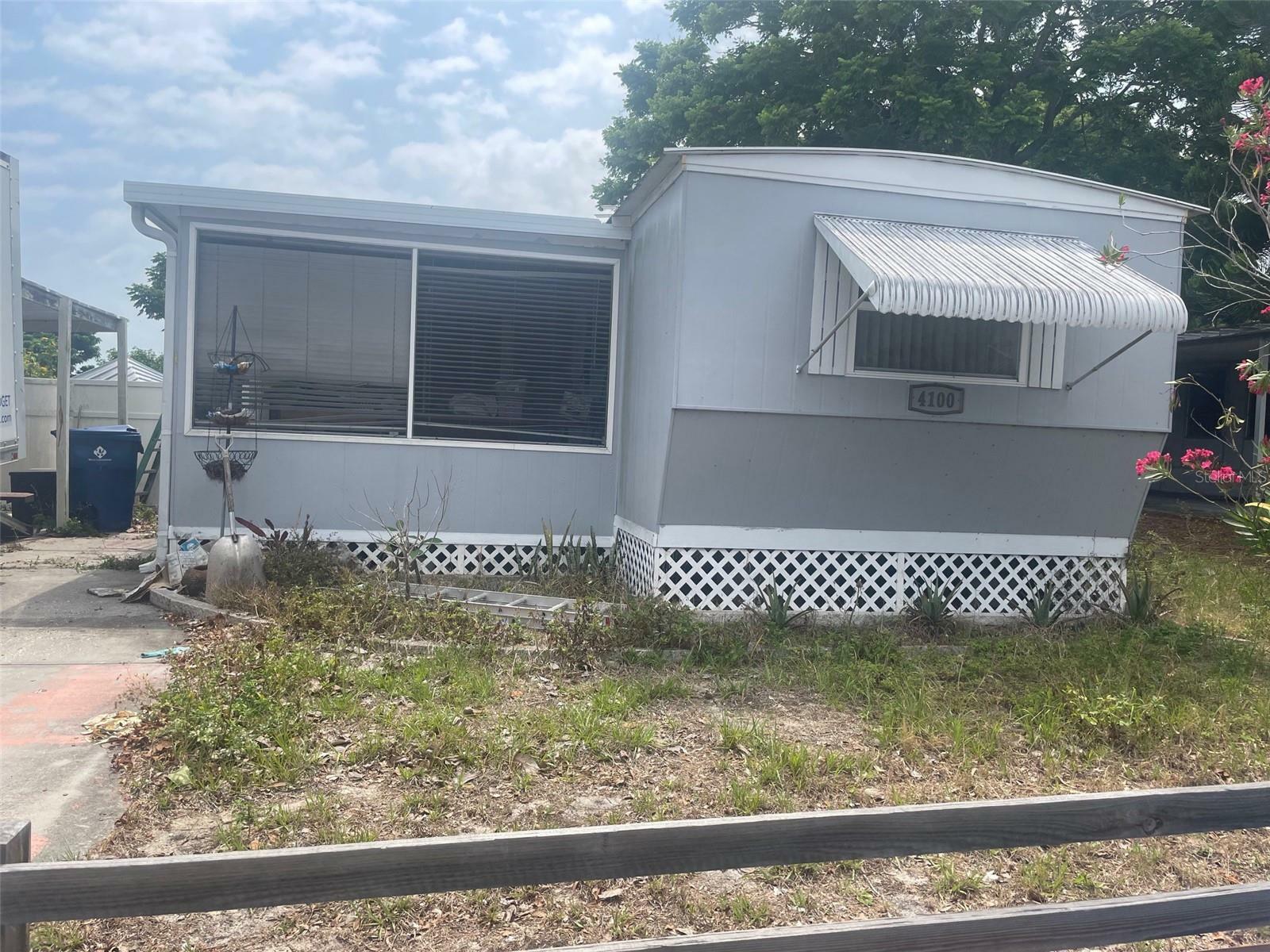 Property Photo: 4100 Cardoon Drive FL 34653