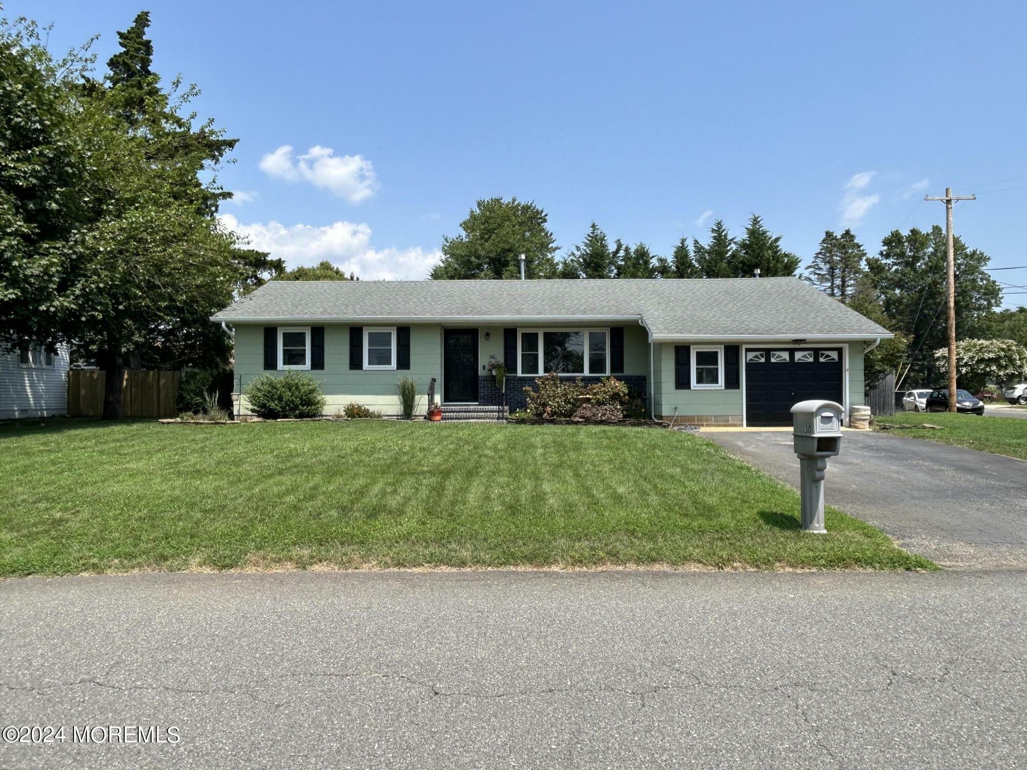 Property Photo:  30 Parkers Point Boulevard  NJ 08731 