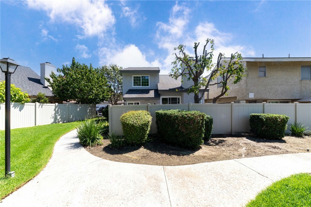 Property Photo:  2936 Cherry Way  CA 91761 