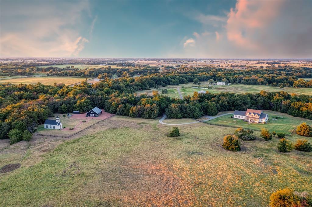 Property Photo:  608 Old Center Church Road  TX 76273 