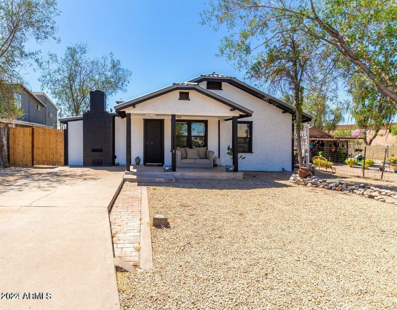 Property Photo:  5225 E Taylor Street  AZ 85008 