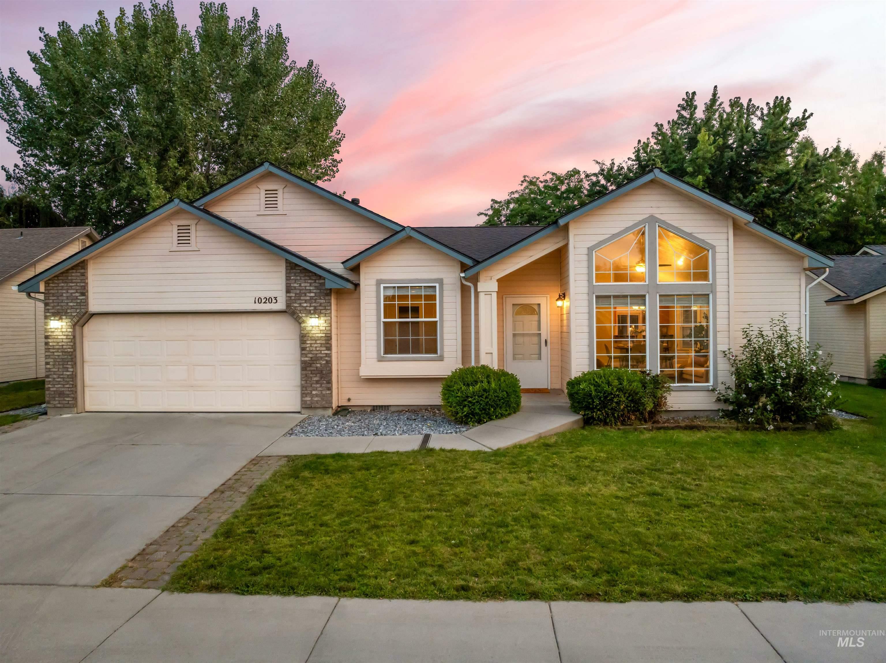 Property Photo:  10203 W Mossy Cup St  ID 83709 