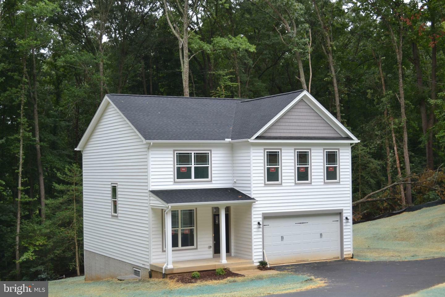 Property Photo:  623 Walnut Drive  VA 22405 