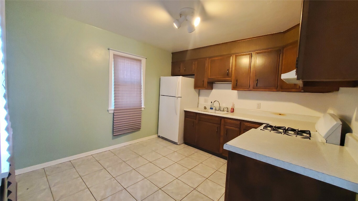 Property Photo:  936 E 34th Street  PA 16504 