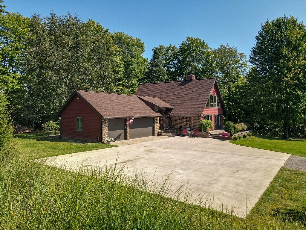 Property Photo:  8621 Bargain Road  PA 16426 