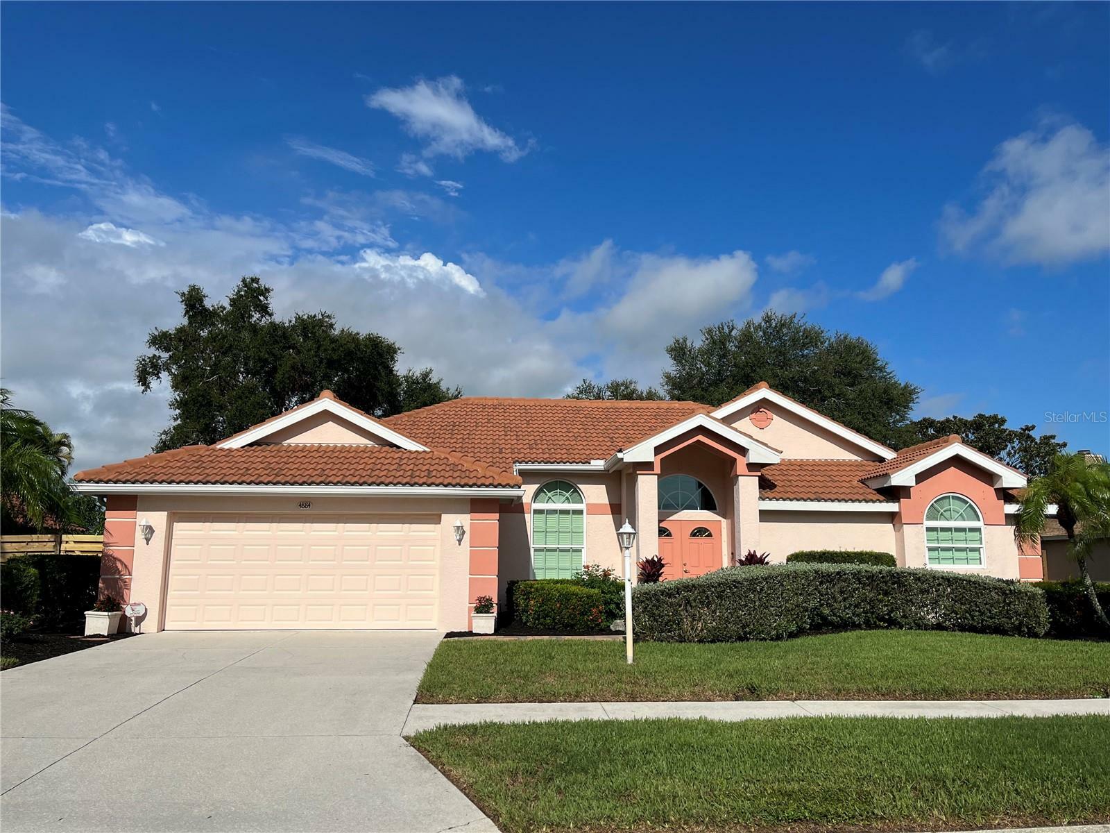 4884 Wood Pointe Way  Sarasota FL 34233 photo