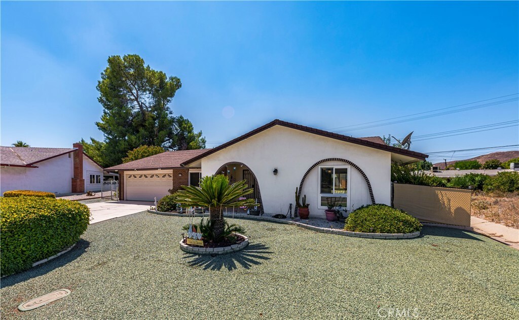 Property Photo:  28127 Trenton Way  CA 92586 