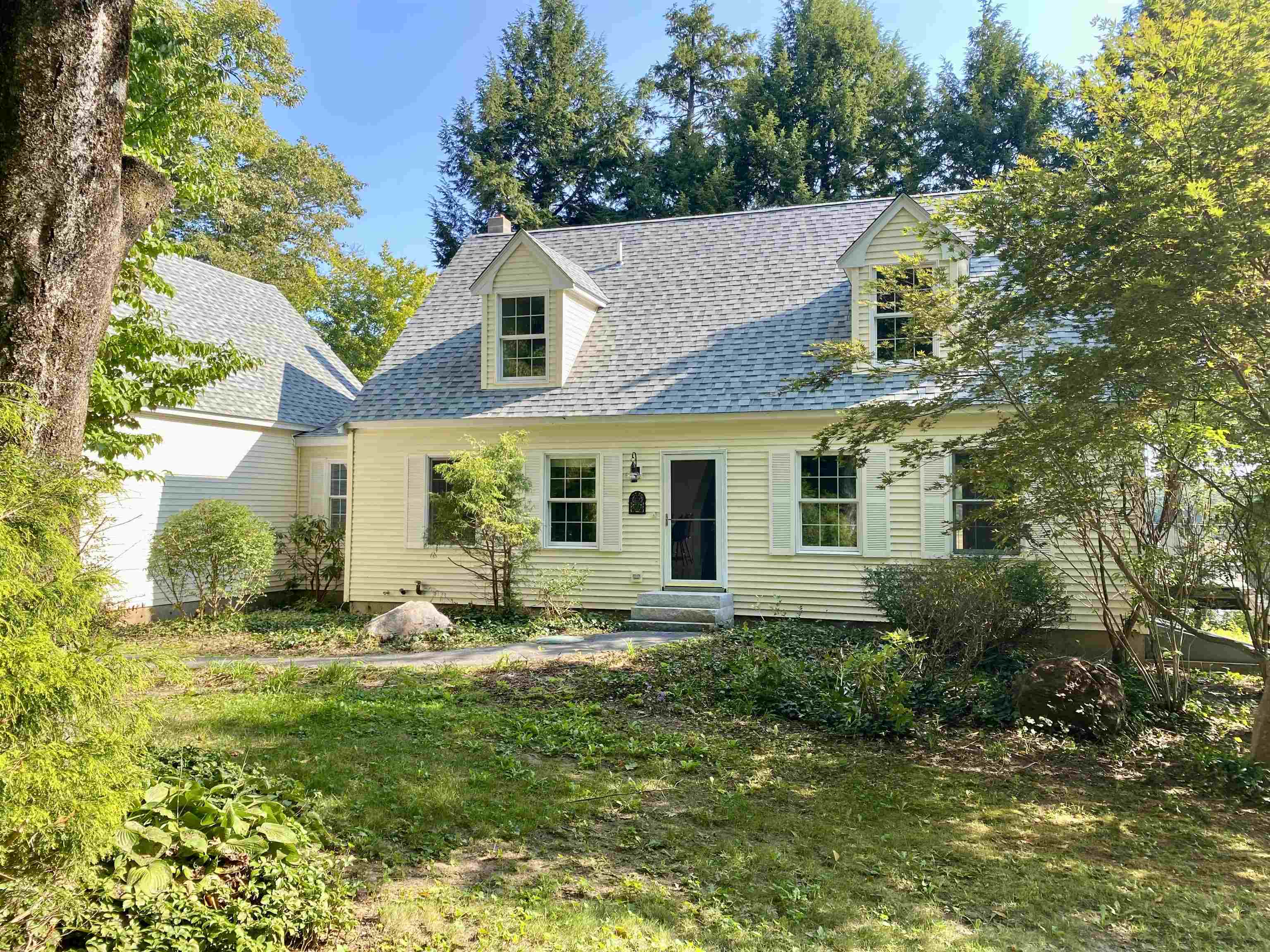 Property Photo:  272 NE Pond Road  NH 03851 