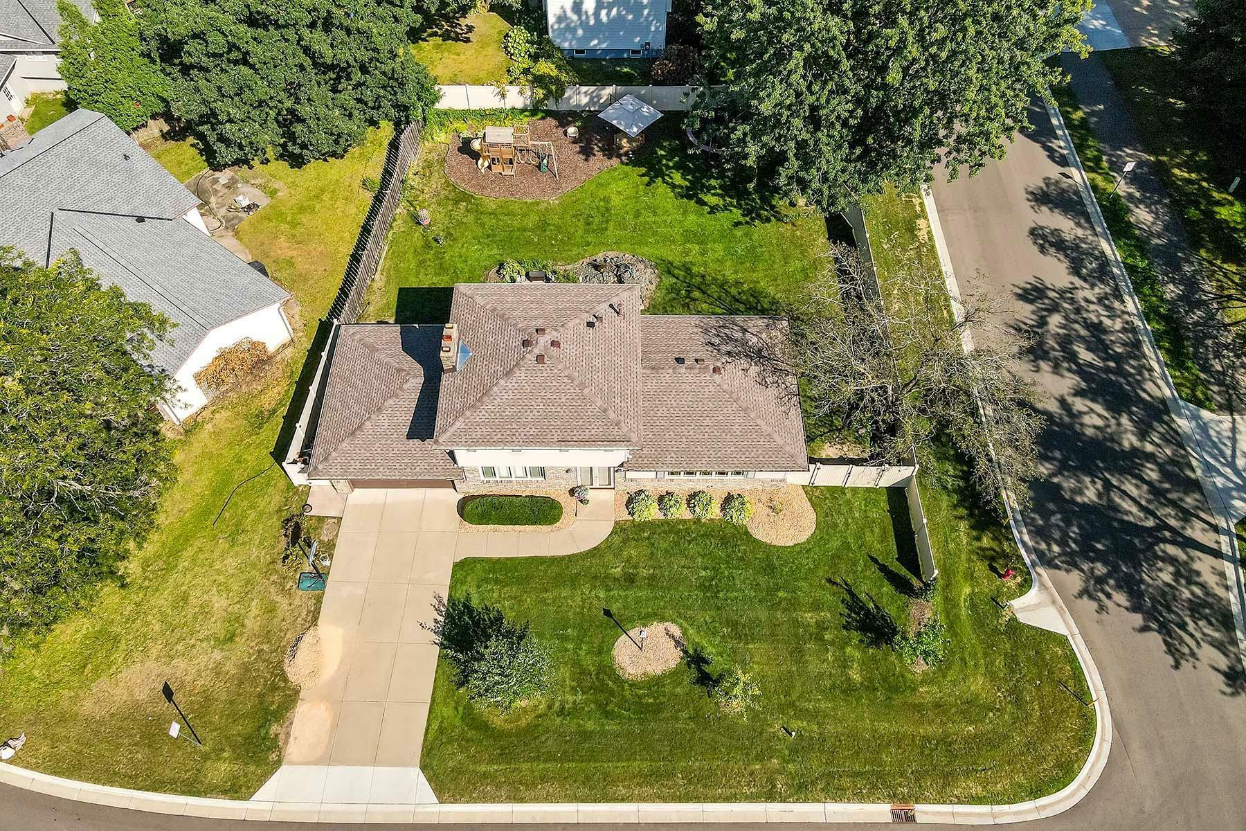 Property Photo:  7265 Wyndham Way  MN 55125 