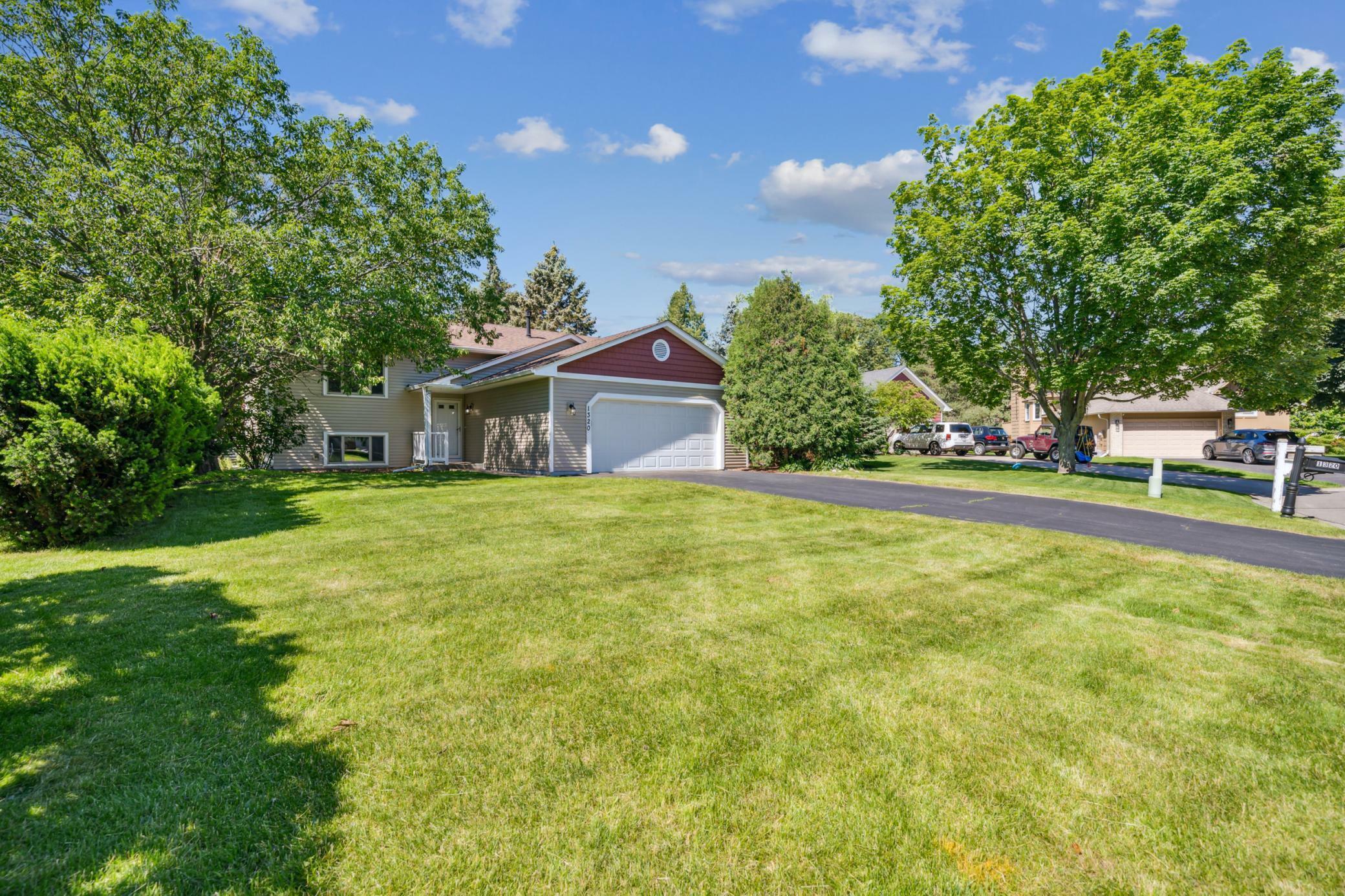 Property Photo:  1320 Bridle Path Court  MN 55125 