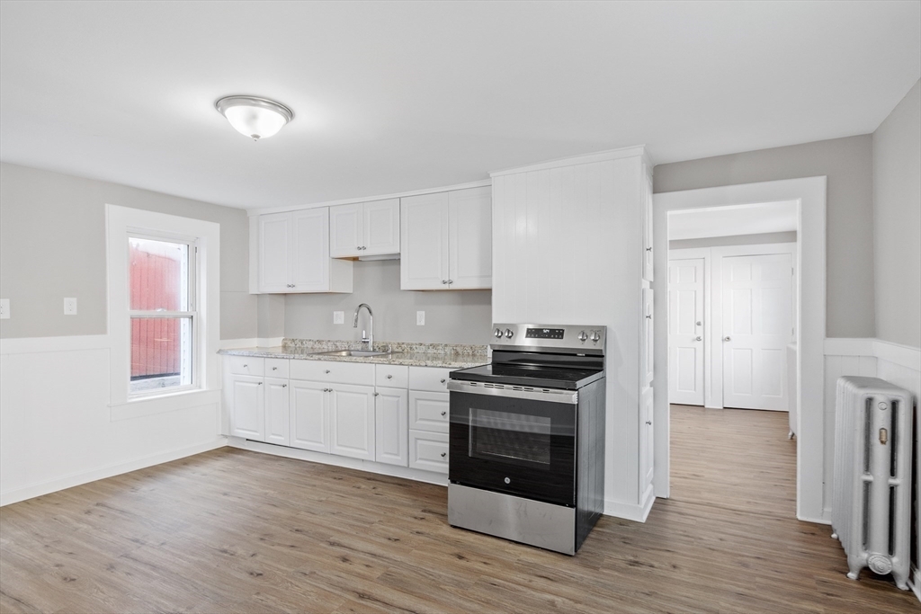 Property Photo: 98 Laurel St MA 01420