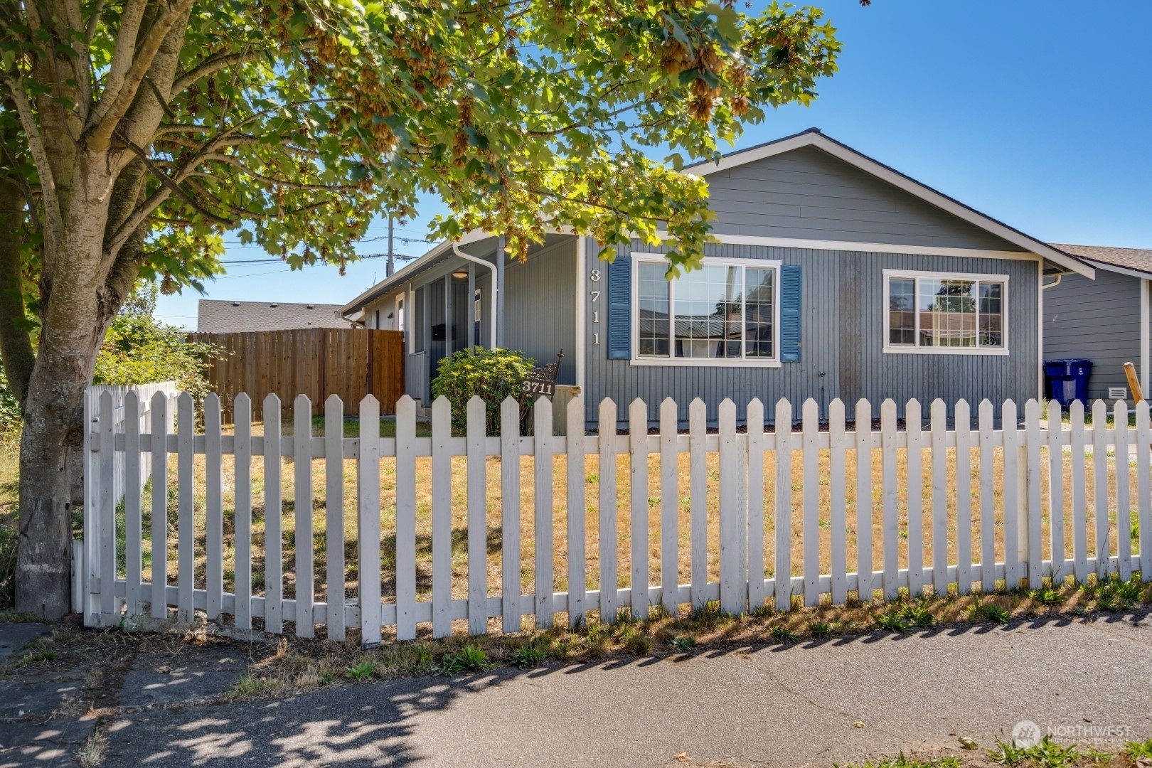 Property Photo:  3711 E Howe Street  WA 98404 