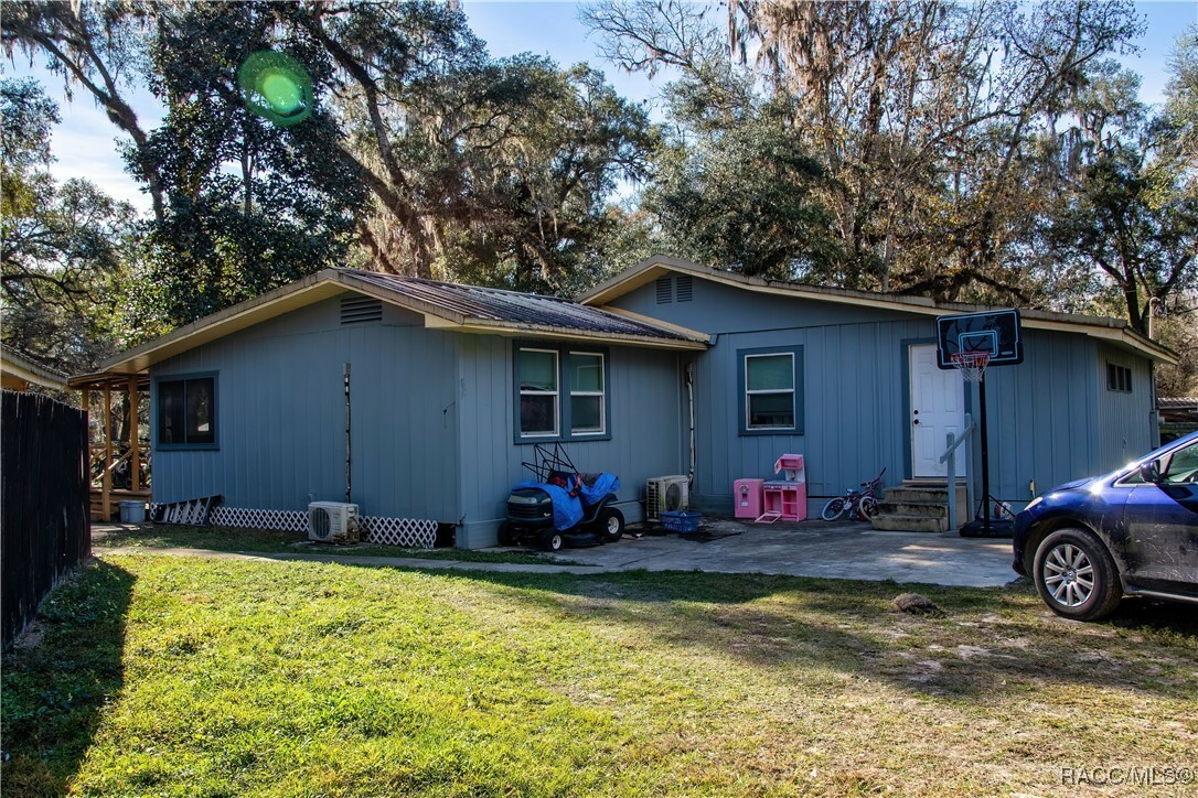 Property Photo:  7545 S Old Oaks Drive  FL 34436 