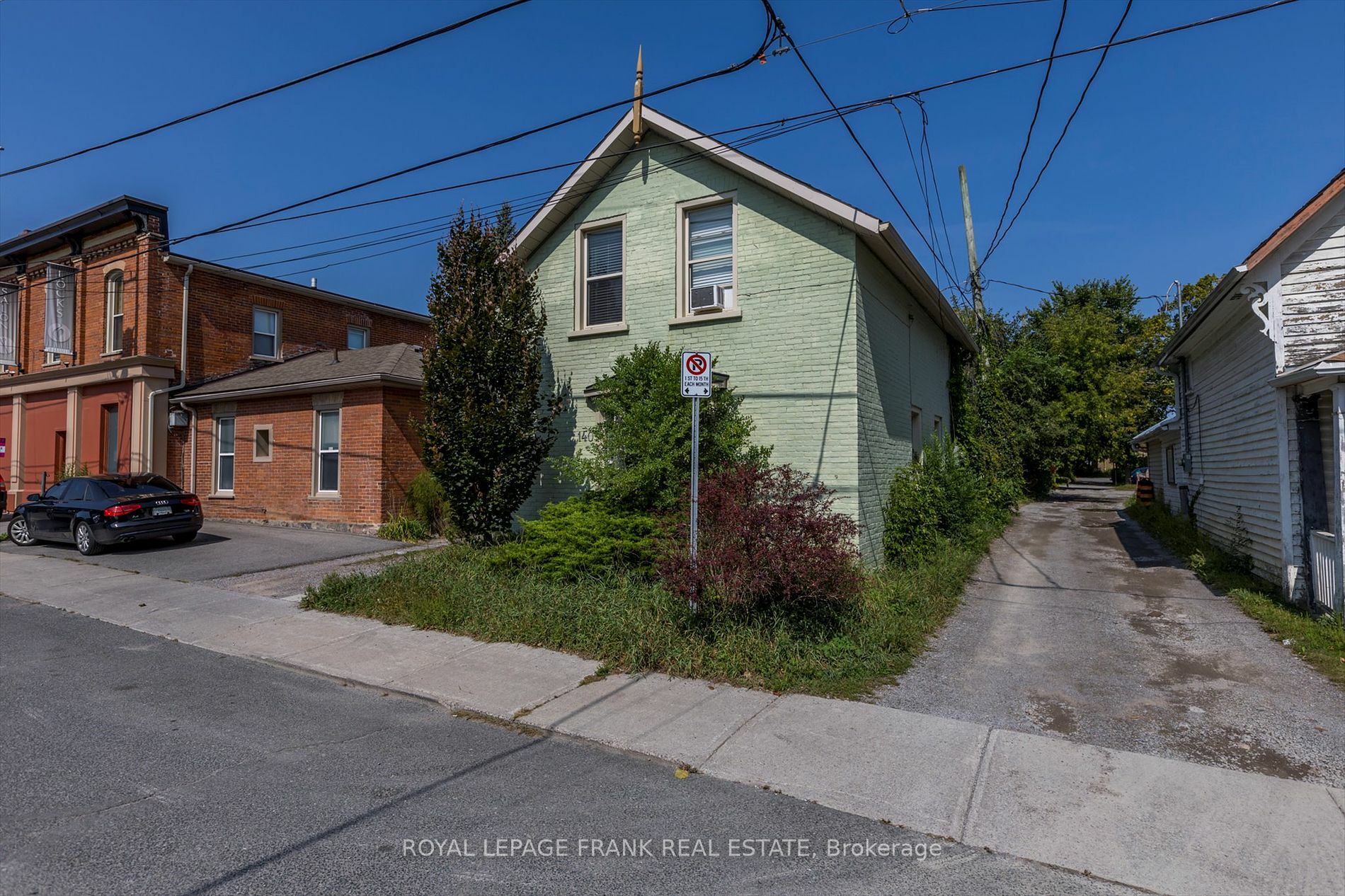 Photo de la propriété:  140 Antrim St  ON K9H 3G3 