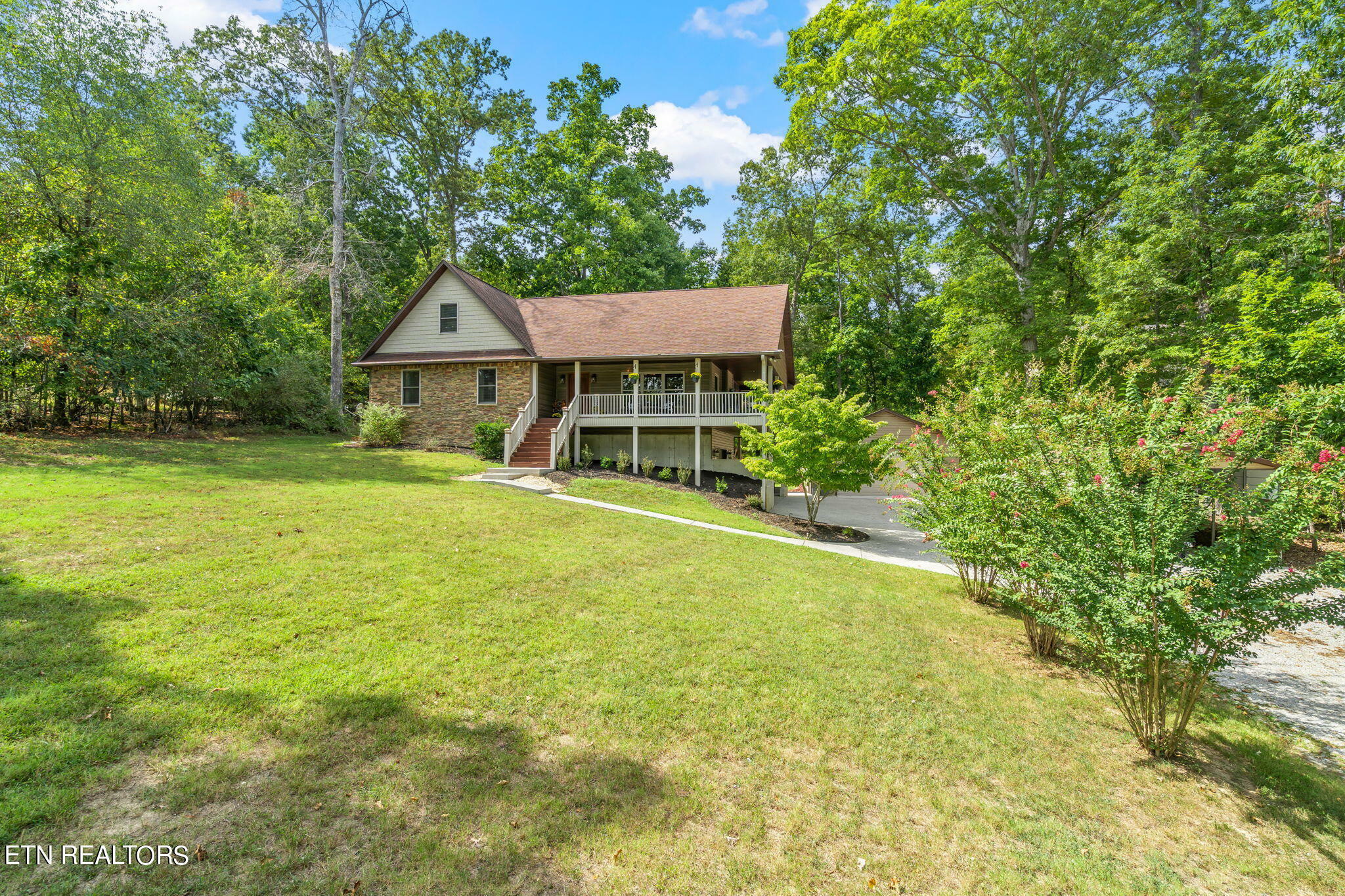 Property Photo:  139 Pin Oak Drive  TN 37854 