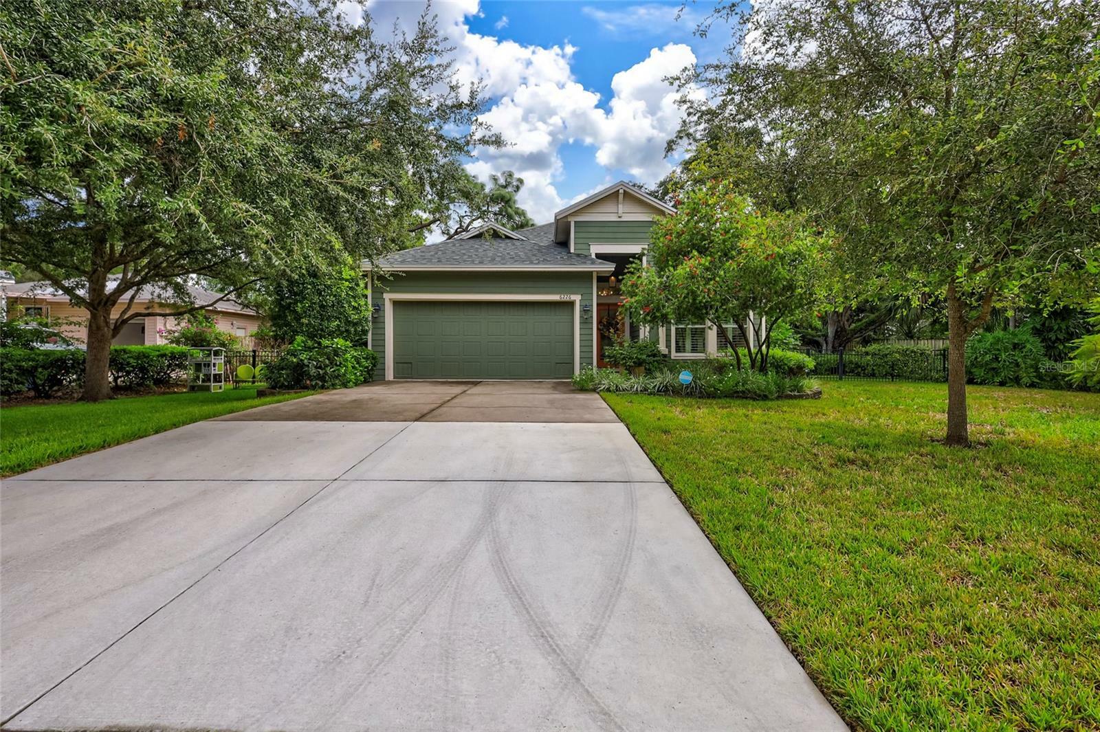 Property Photo:  6226 W Thorpe Street  FL 33611 