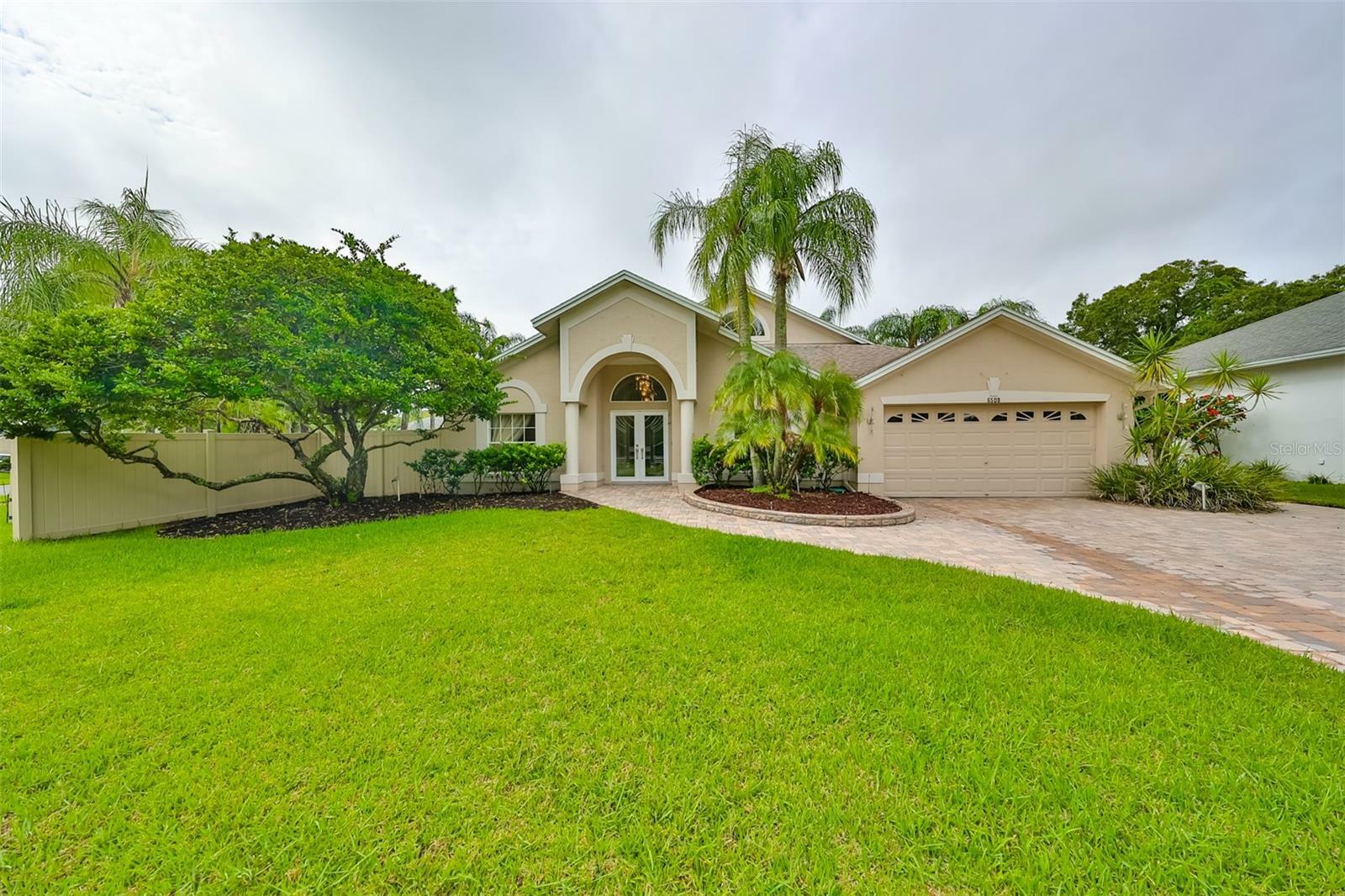 Property Photo:  6508 Steeplechase Drive  FL 33625 