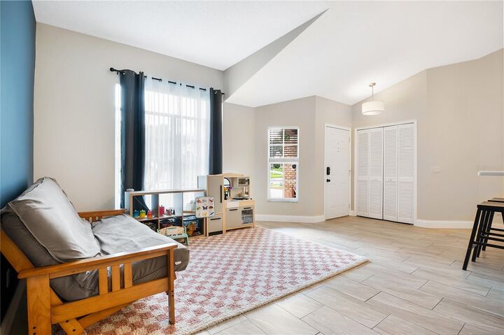 Property Photo: 2525 Coachbridge Court FL 32766